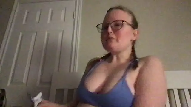 lexie lilacs online show from 01/13/25, 02:28