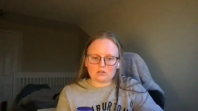 lexie lilacs online show from 03/07/25, 11:16