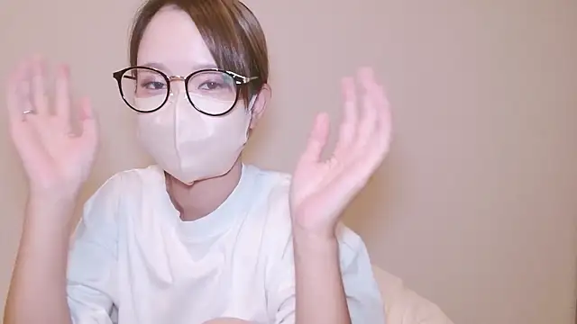 Snapshot of _hina_chan_ chatting on 06/10/26, 01:54 hina chan online show from 06/10/26, 01:54