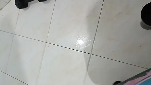luxandracon23 online show from 02/11/25, 12:49