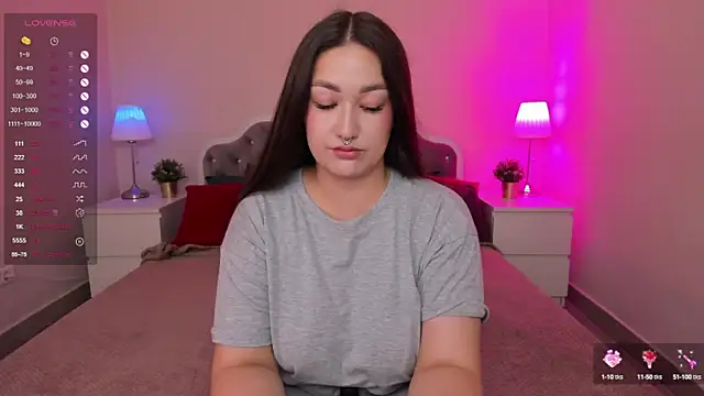 Snapshot of Aria_Blisss chatting on 10/07/25, 12:41 Aria Blisss online show from 10/07/25, 12:41