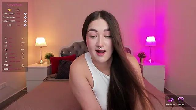 Snapshot of Aria_Blisss chatting on 11/03/25, 12:46 Aria Blisss online show from 11/03/25, 12:46