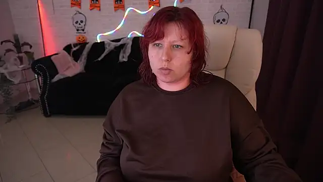 Snapshot of LiliyaMoon chatting on 11/01/25, 07:32 LiliyaMoon online show from 11/01/25, 07:32