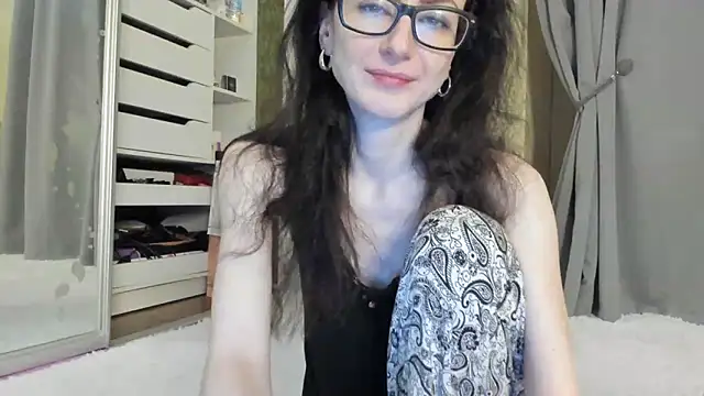 Baby Jewel online show from 10/28/25, 11:14