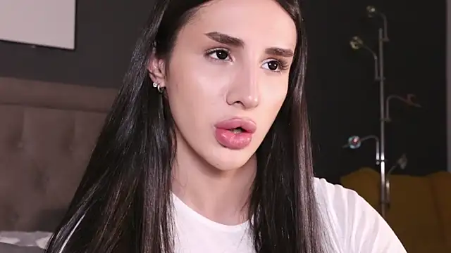 Snapshot of Kim_Oberlin_ chatting on 10/02/25, 11:50 Kim Oberlin online show from 10/02/25, 11:50