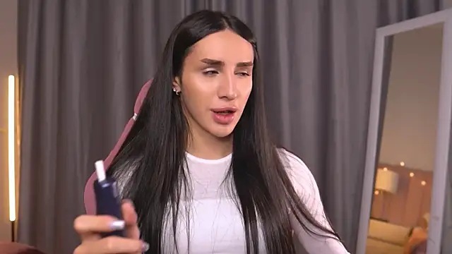 Snapshot of Kim_Oberlin_ chatting on 11/04/25, 11:09 Kim Oberlin online show from 11/04/25, 11:09