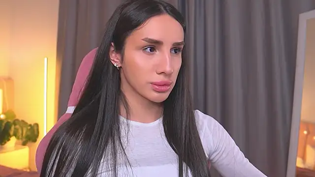 Snapshot of Kim_Oberlin_ chatting on 11/11/25, 11:32 Kim Oberlin online show from 11/11/25, 11:32