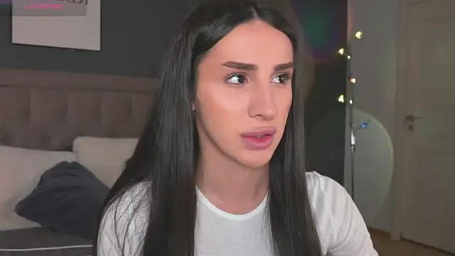 Snapshot of Kim_Oberlin_ chatting on 12/01/25, 11:04 Kim Oberlin online show from 12/01/25, 11:04