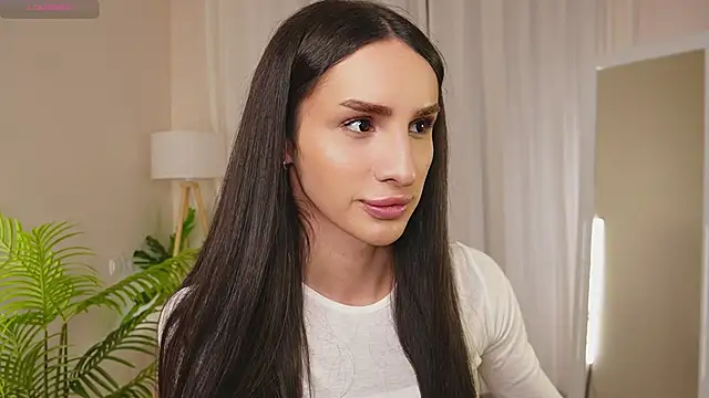 Snapshot of Kim_Oberlin_ chatting on 12/03/25, 04:05 Kim Oberlin online show from 12/03/25, 04:05