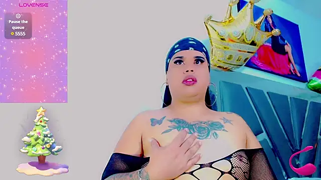 nauthyvalentina online show from 12/25/24, 12:27