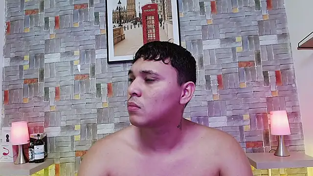 couple lovelyds online show from 10/17/25, 08:33