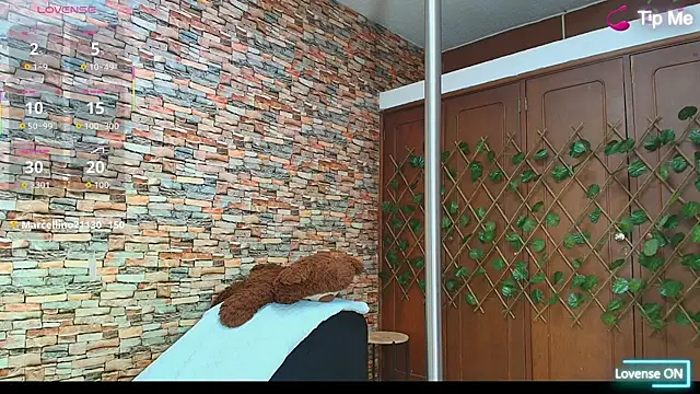 couple lovelyds online show from 12/02/25, 09:21