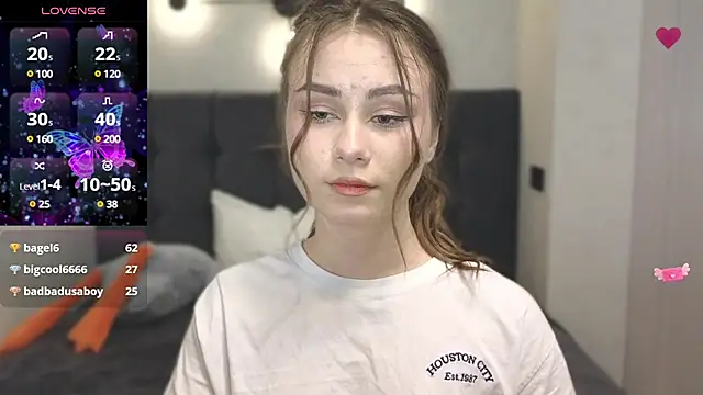 AminaLuxuryy online show from 01/02/25, 01:06