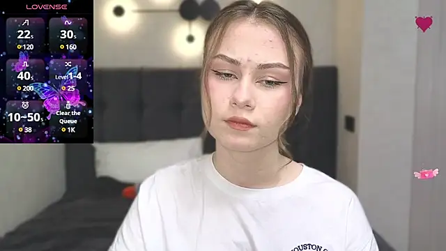 AminaLuxuryy online show from 01/04/25, 12:05