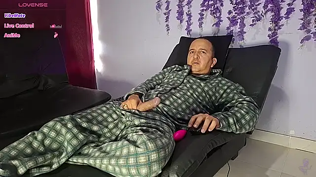 yazforeSolo online show from 06/02/26, 01:46