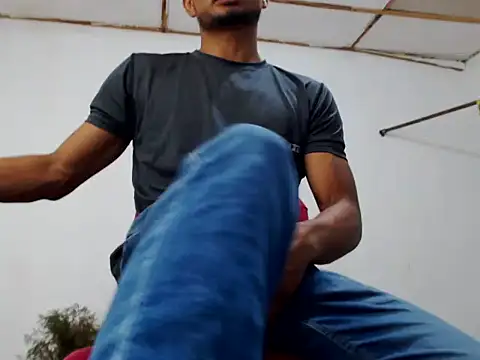 fernandez latinblackk online show from 01/04/25, 10:02