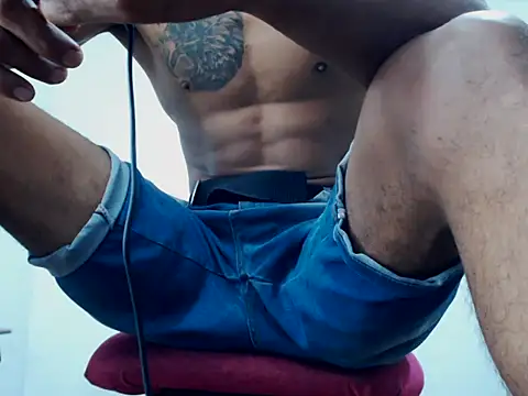 fernandez latinblackk online show from 01/22/25, 05:17