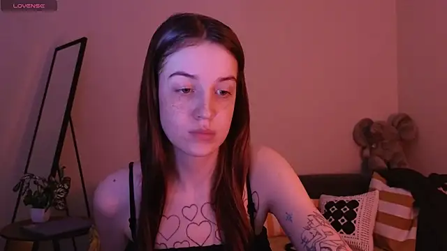 Snapshot of Sweet_Evva chatting on 05/30/26, 03:20 Sweet Evva online show from 05/30/26, 03:20