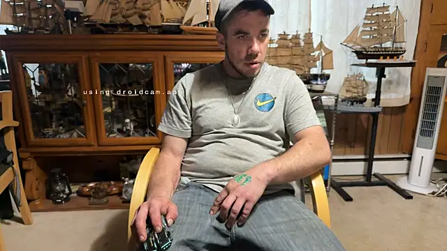 ScubaStevex online show from 04/29/26, 11:22