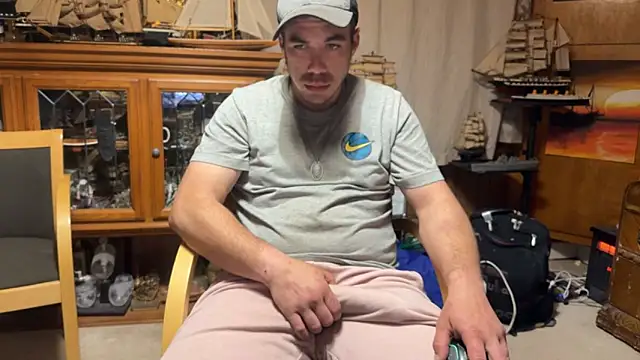 ScubaStevex online show from 05/15/26, 05:36