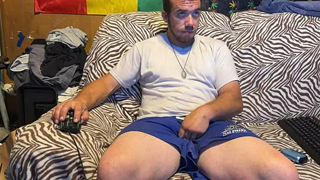 ScubaStevex online show from 06/26/26, 01:59