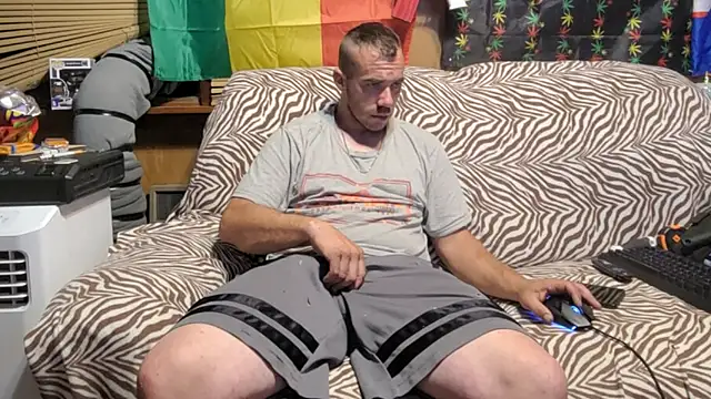 ScubaStevex online show from 07/14/26, 04:06