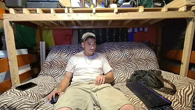 ScubaStevex online show from 07/18/26, 04:16