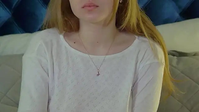 SelinSwarovski online show from 04/15/26, 07:58
