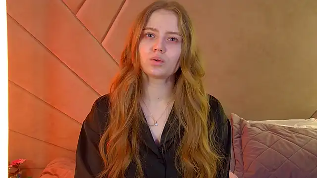 SelinSwarovski online show from 05/02/26, 03:39