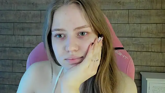 SelinSwarovski online show from 05/15/26, 04:14