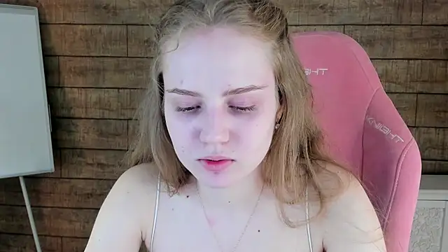 SelinSwarovski online show from 07/19/26, 03:49