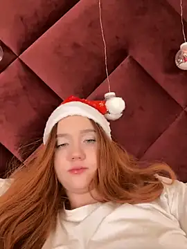 Snapshot of BritneyBurns chatting on 12/08/24, 06:50 BritneyBurns online show from 12/08/24, 06:50