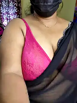Cute Bellaa online show from 12/24/24, 06:33
