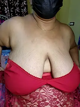 Cute Bellaa online show from 12/29/24, 10:03