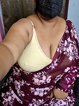 Cute Bellaa online show from 03/11/25, 02:40