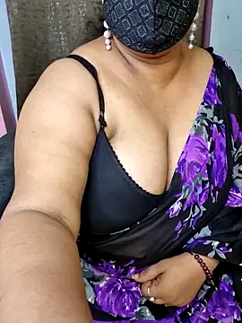 Cute Bellaa online show from 03/17/25, 08:29