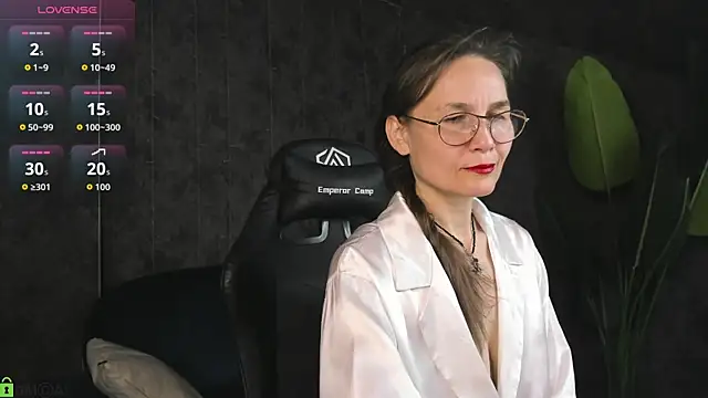 Lillian White online show from 06/03/26, 12:57