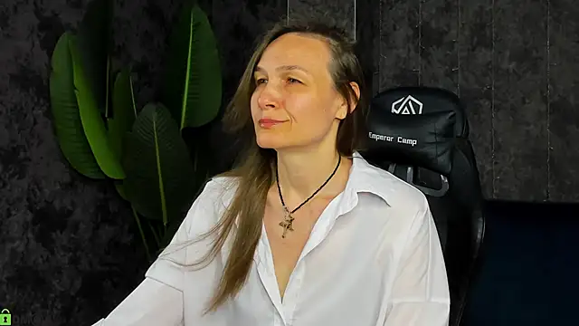 Lillian White online show from 06/07/26, 12:37