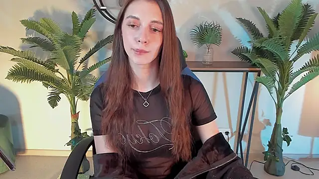 AveAngela online show from 12/25/24, 09:34