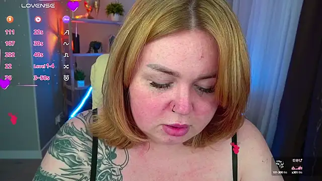 Snapshot of ZaraReignn chatting on 02/08/25, 05:40 ZaraReignn online show from 02/08/25, 05:40
