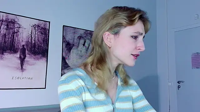 LuxRayi online show from 01/18/25, 03:05