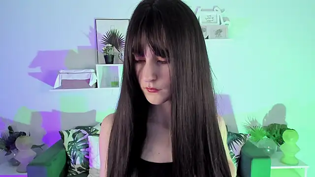 LuxRayi online show from 02/02/25, 05:59