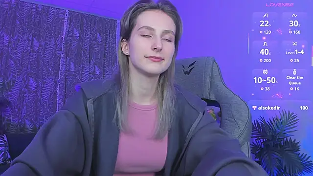 LuxRayi online show from 09/12/25, 08:53