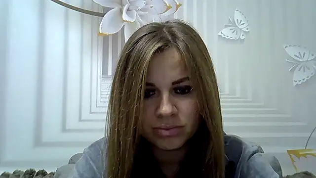 Snapshot of TinaFun4u chatting on 10/17/25, 07:38 TinaFun4u online show from 10/17/25, 07:38