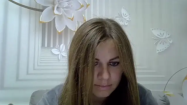 Snapshot of TinaFun4u chatting on 10/19/25, 07:14 TinaFun4u online show from 10/19/25, 07:14