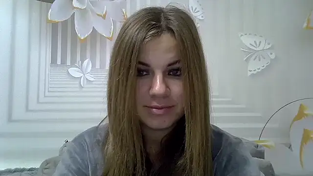 Snapshot of TinaFun4u chatting on 11/21/25, 11:14 TinaFun4u online show from 11/21/25, 11:14