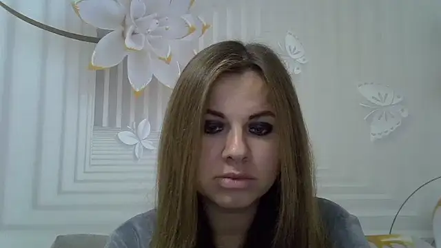 Snapshot of TinaFun4u chatting on 12/20/25, 08:27 TinaFun4u online show from 12/20/25, 08:27