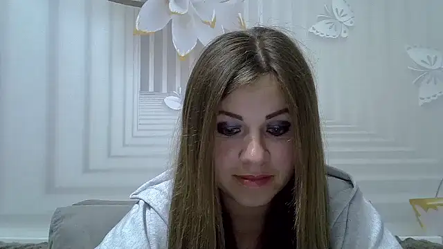 TinaFun4u online show from 06/06/26, 07:51