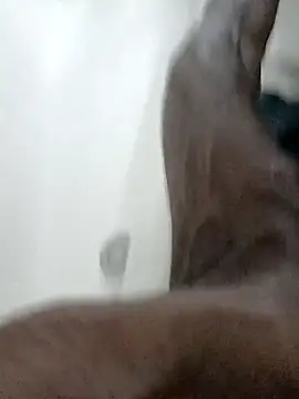 Snapshot of ElJudah7 chatting on 09/24/25, 04:10 ElJudah7 online show from 09/24/25, 04:10