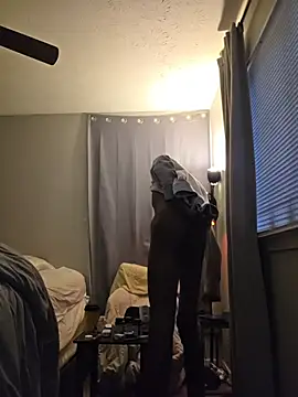 Snapshot of ElJudah7 chatting on 10/27/25, 10:14 ElJudah7 online show from 10/27/25, 10:14